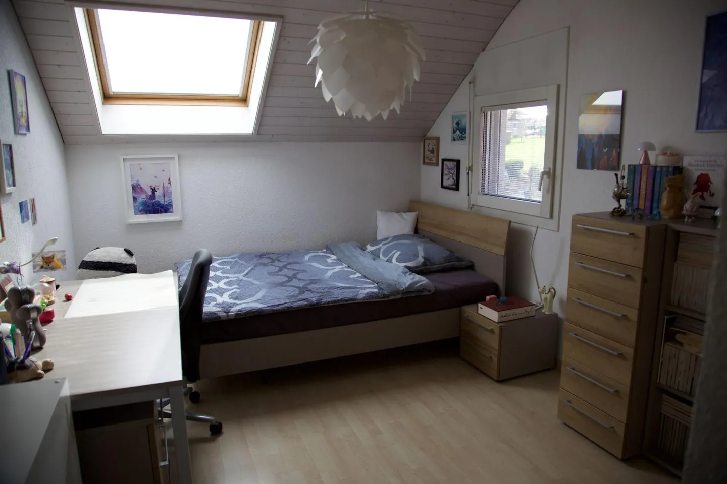 Semi-Detached House - Photo 10 of 10