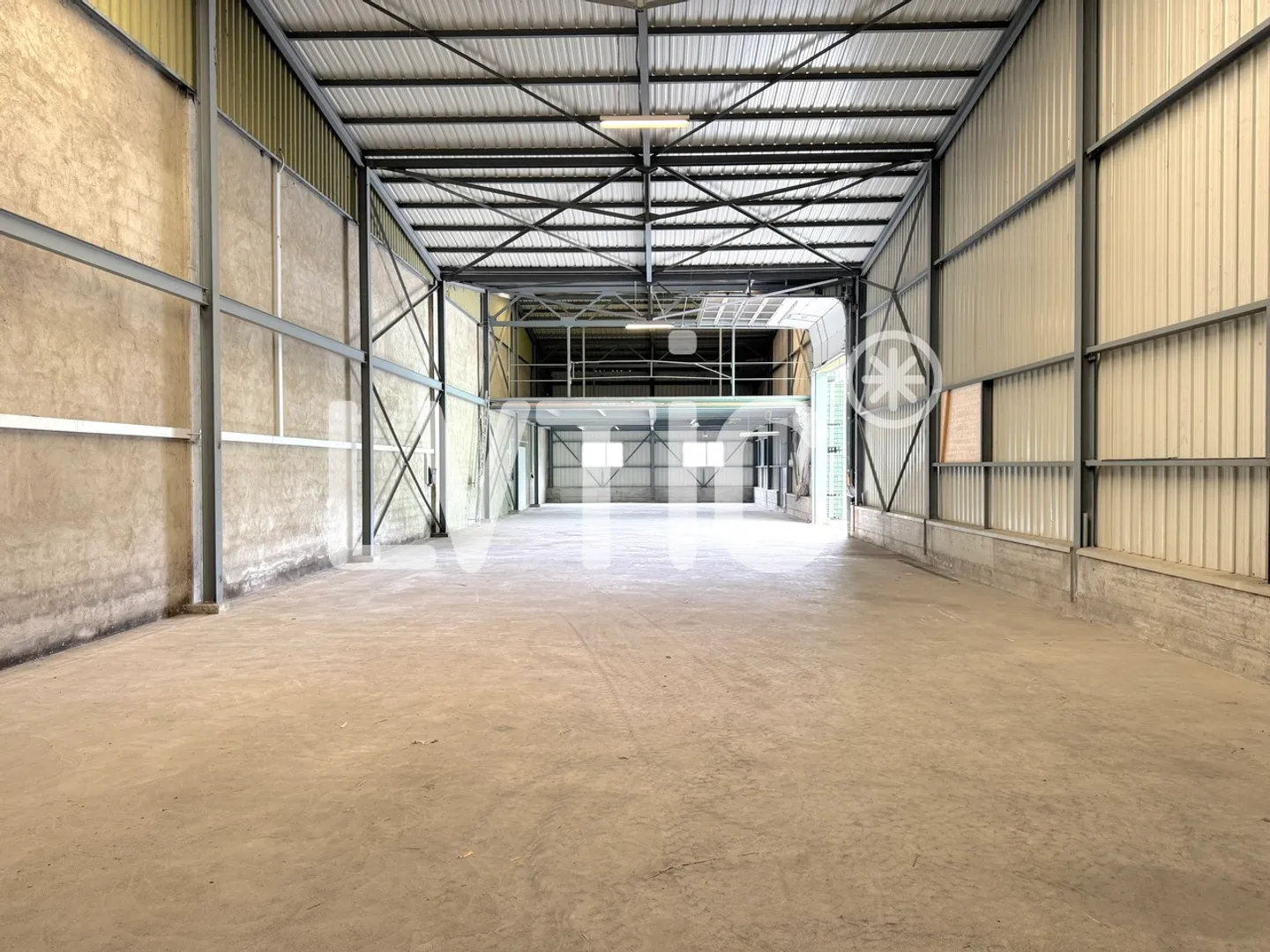 440 m2 Lager zu vermieten in Charrat - Foto 6 von 12