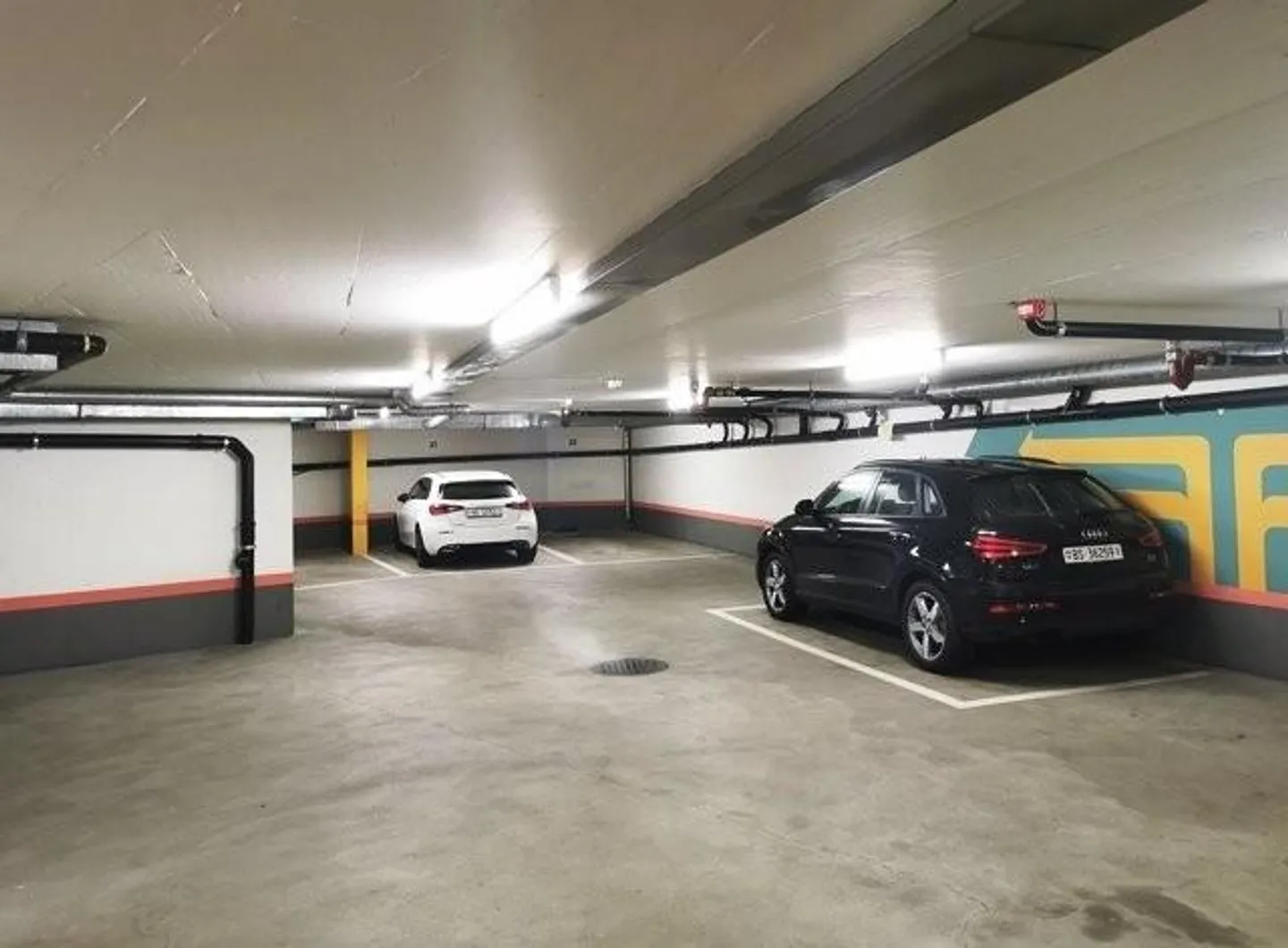 Places de parking dans le quartier de Birsig - Photo 4 sur 9