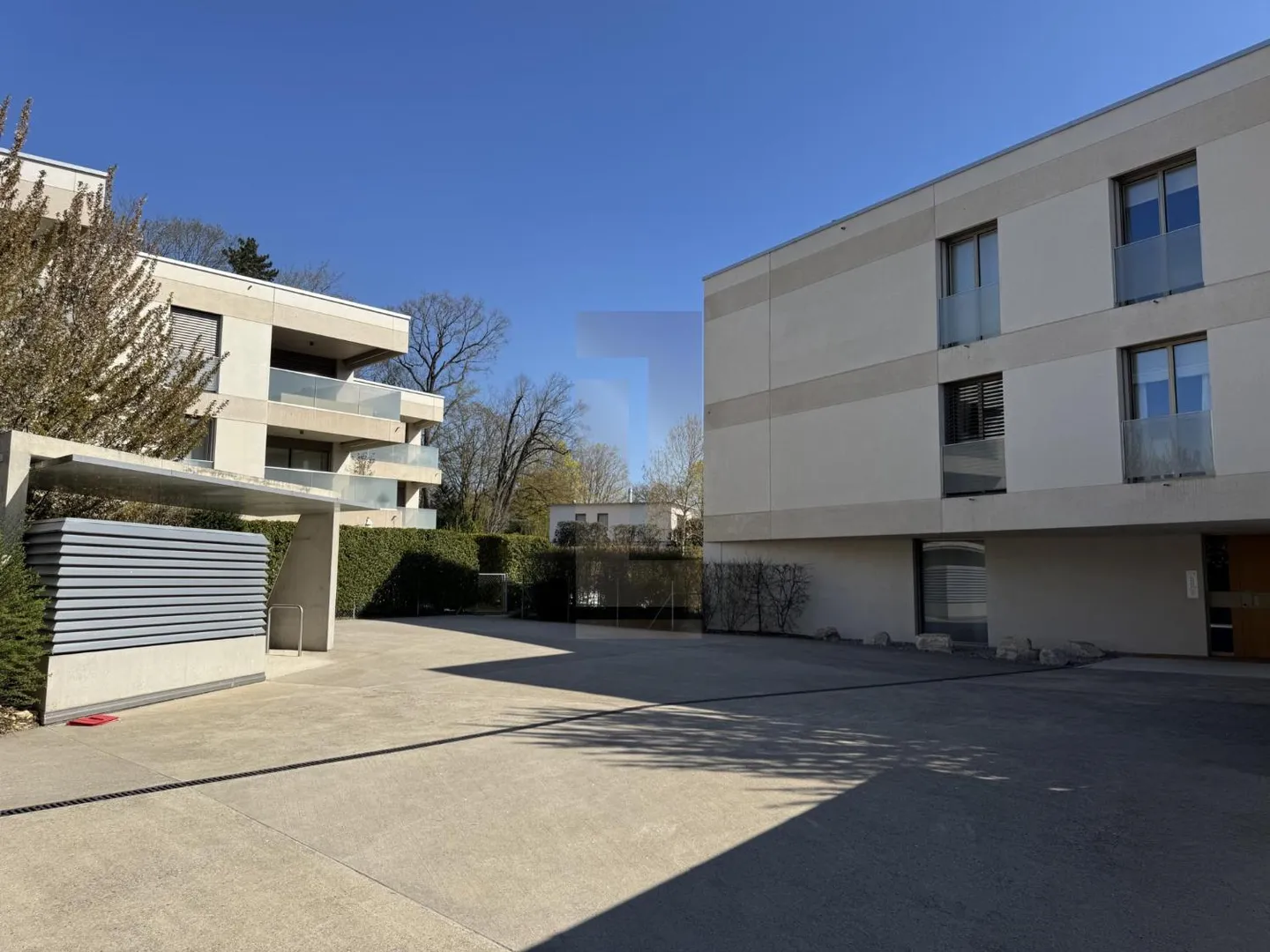 Elegant Furnished Studio - Photo 9 of 9