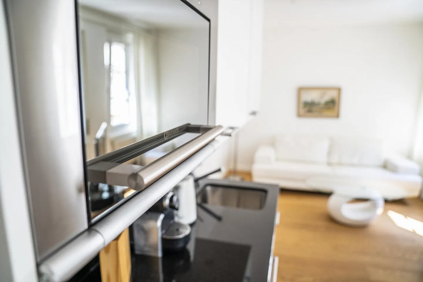 Appartement meublé 1 chambre avec service au centre de Biel incluant ACTIVE Fitness - Photo 3 sur 10