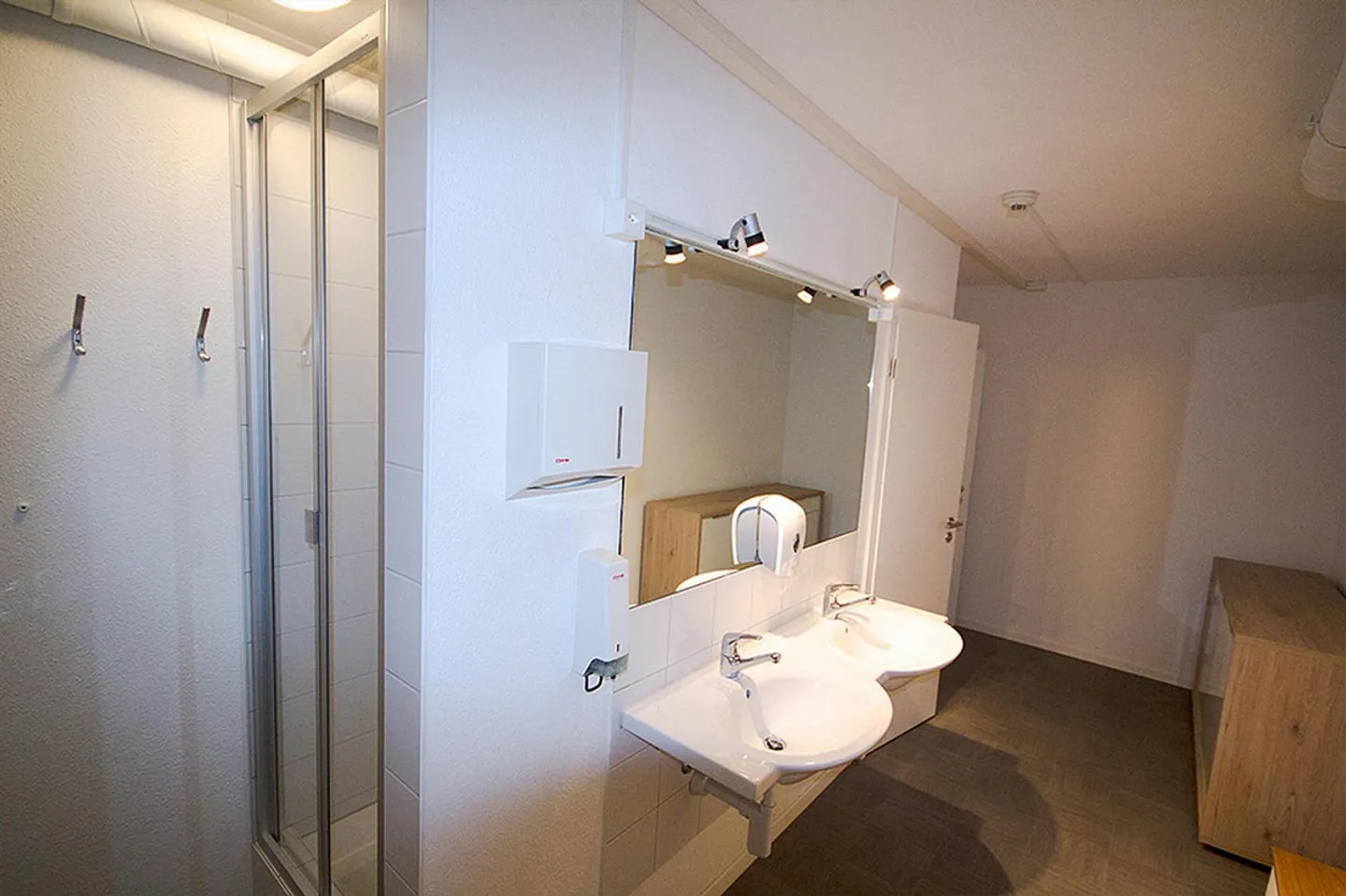Appartement meublé 1 chambre avec service au centre de Biel incluant ACTIVE Fitness - Photo 4 sur 10