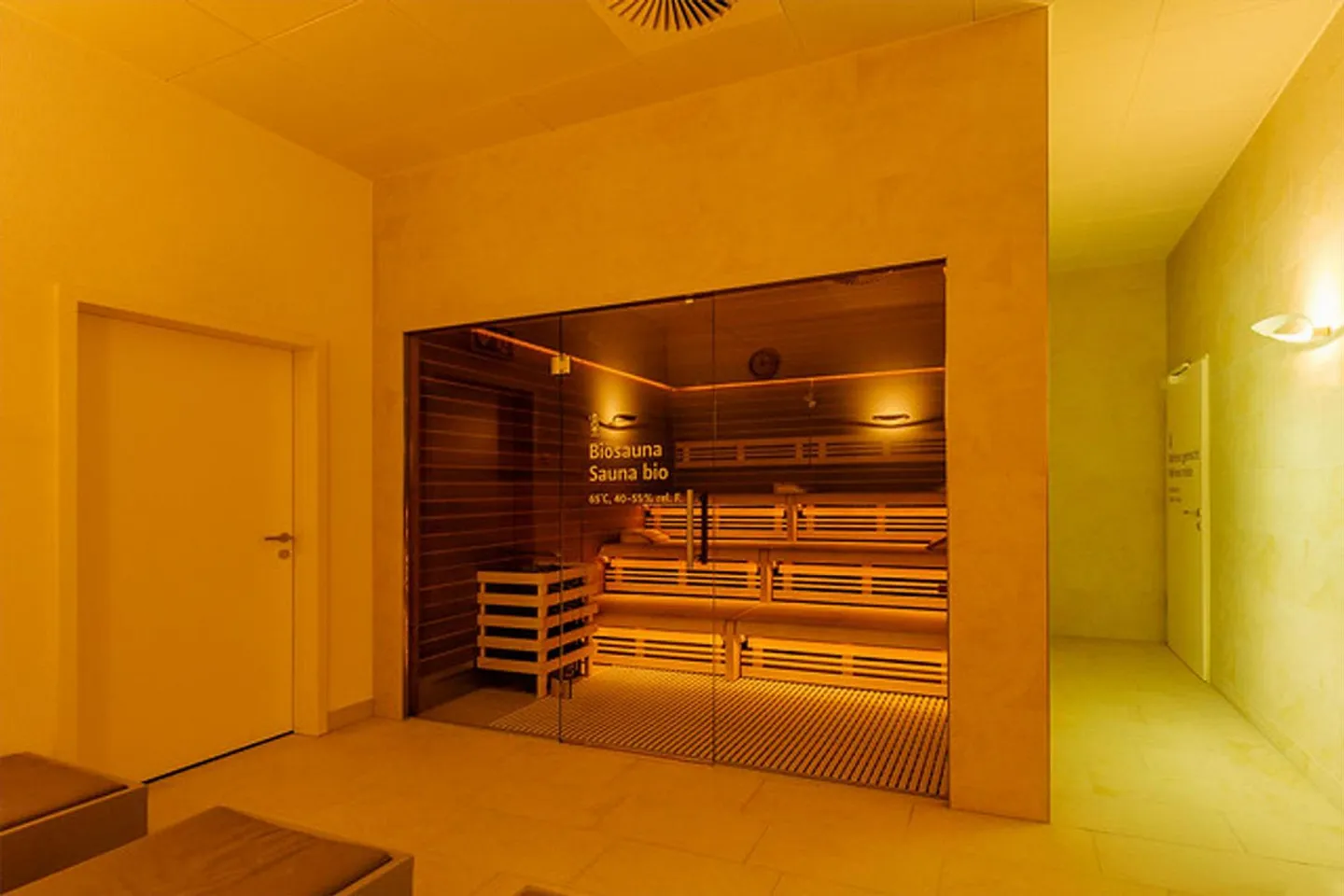 Appartement meublé 1 chambre avec service au centre de Biel incluant ACTIVE Fitness - Photo 7 sur 10