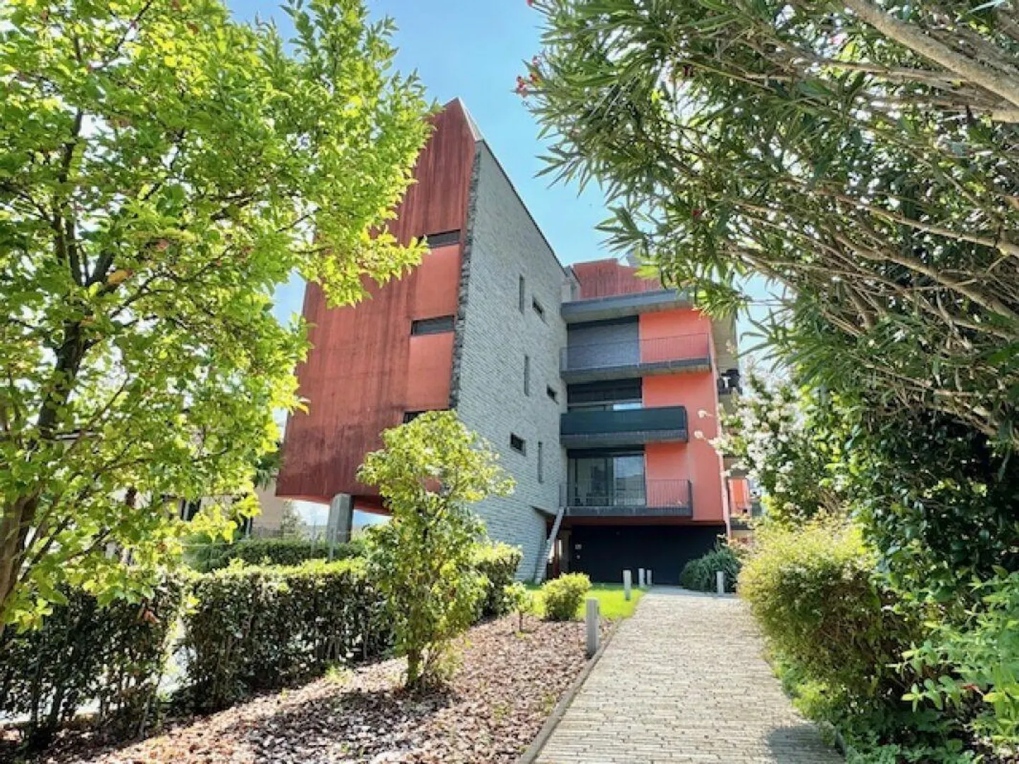 FOR SALE IN THE CENTER OF LOSONE - MODERN DUPLEX ATTIC WITH 5.5 ROOMS - Photo 1 of 27