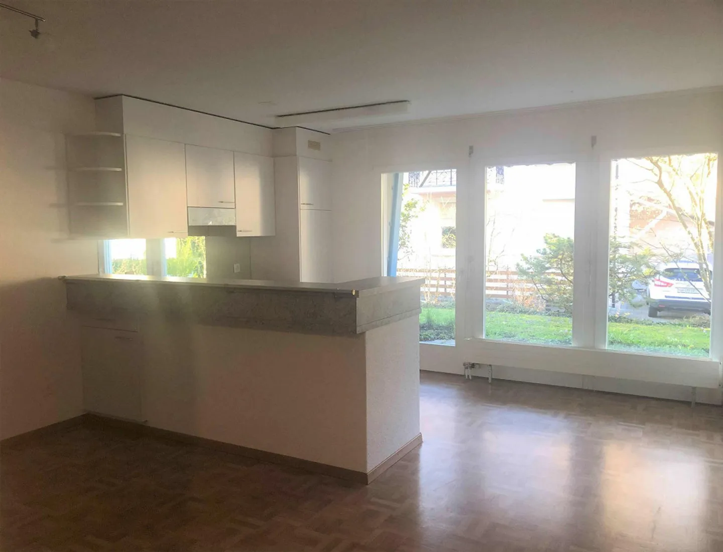 Appartamento affascinante 2½ camere nel centro del villaggio - Foto 3 di 10