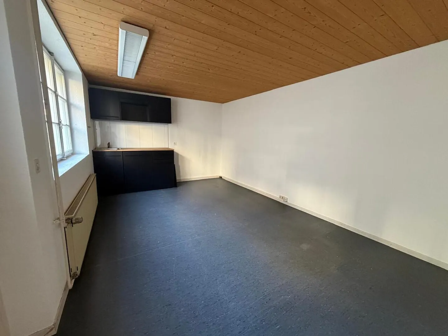 Attractive commercial spaces 116 m² in a central location in Burgdorf - Photo 7 of 9