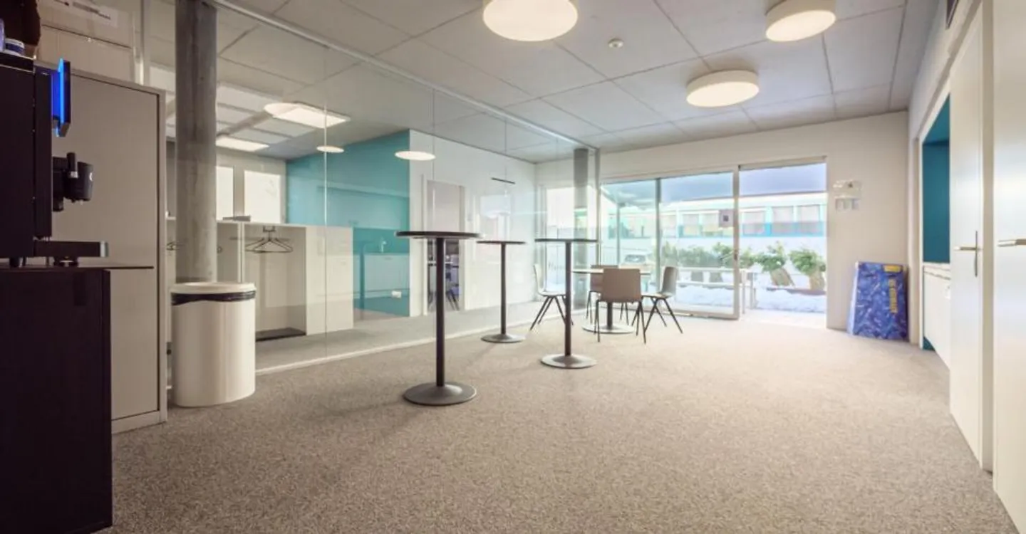 State-of-the-art commercial complex in Visp - Your success starts here! - Photo 4 of 12