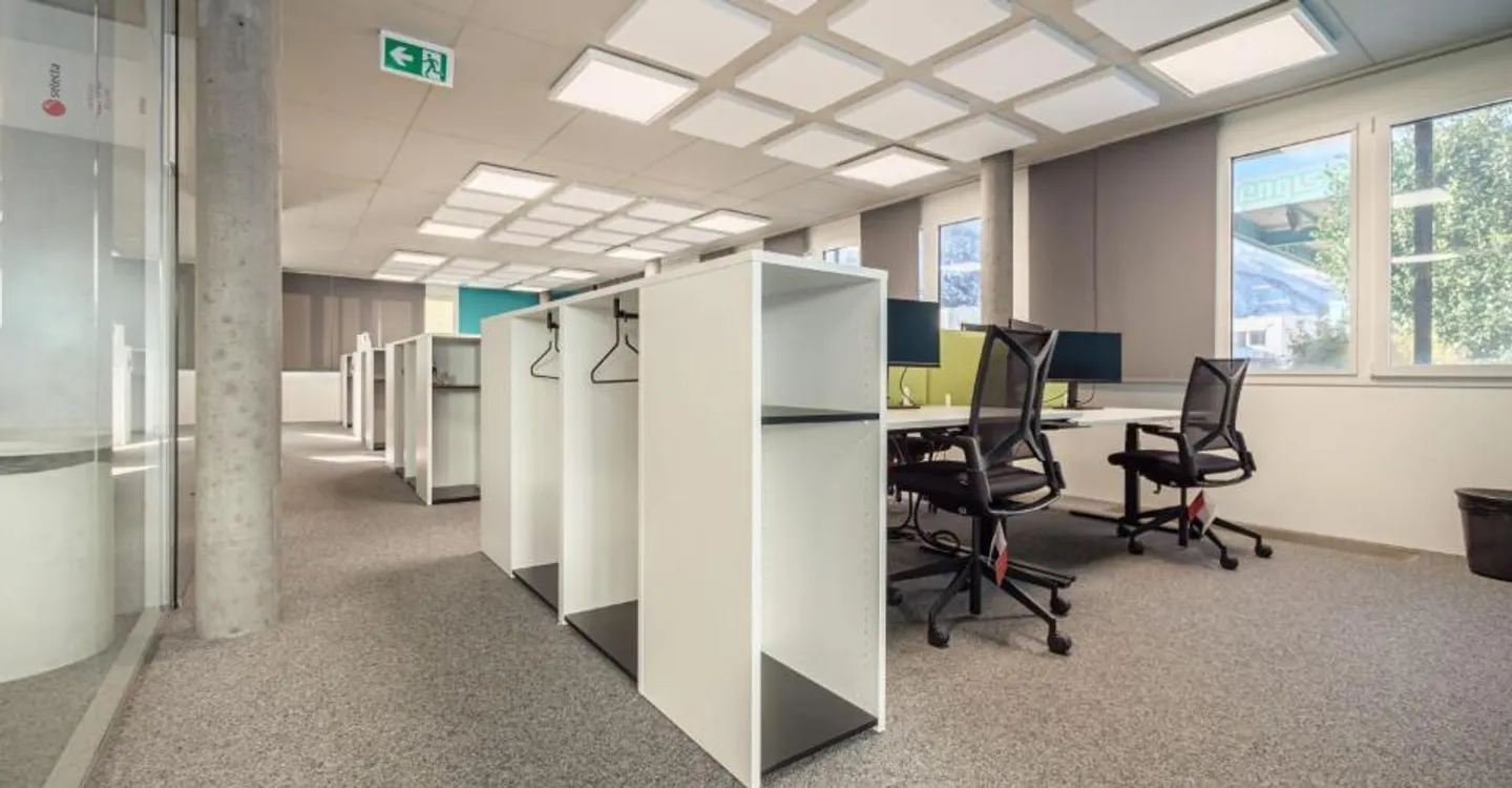 State-of-the-art commercial complex in Visp - Your success starts here! - Photo 2 of 12