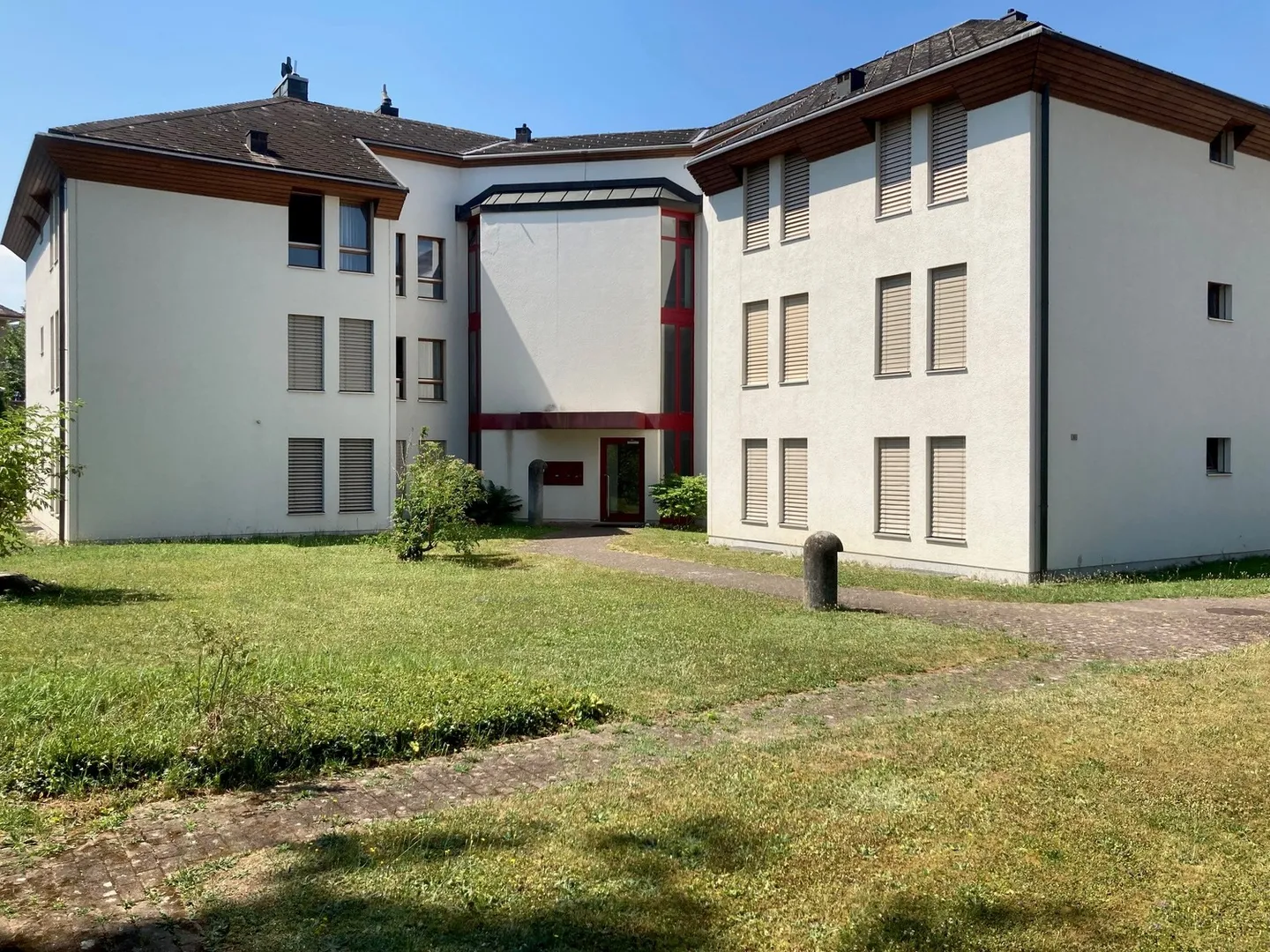 Appartamento familiare di 5,5 stanze con terrazza giardino a Zuchwil - Foto 1 di 12