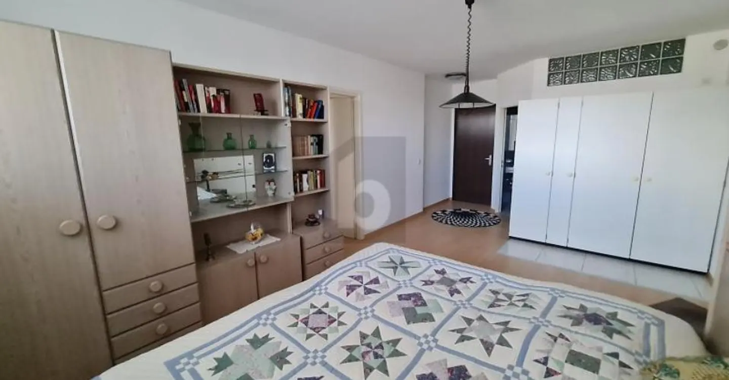 SUPER PRICE!! WITH WONDERFUL PANORAMIC VIEW - Photo 2 of 4