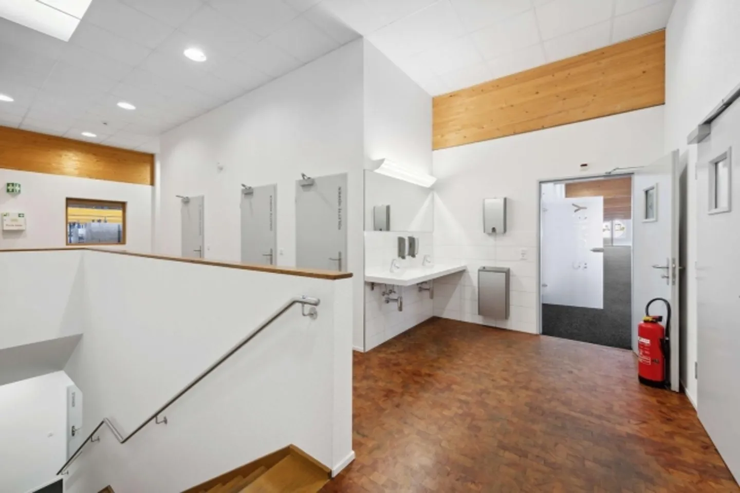 «Helle Büroräumlichkeiten zu vermieten» - Foto 8 von 10