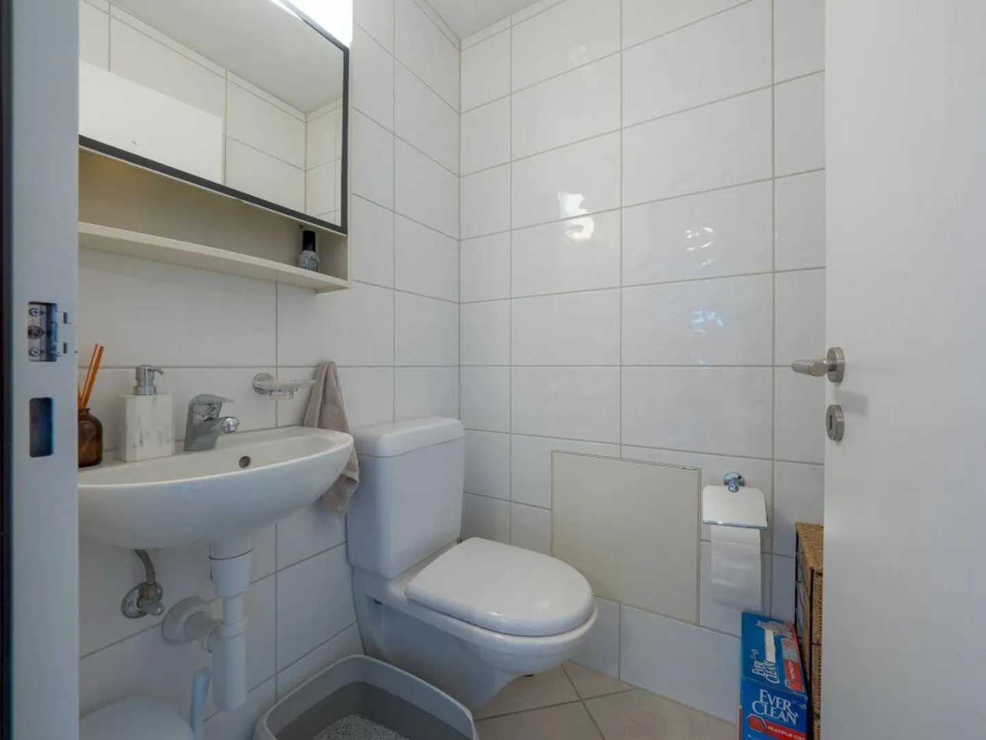 Appartement lumineux 4.5 Z' plus véranda (chauffée) et garage - Photo 3 sur 13