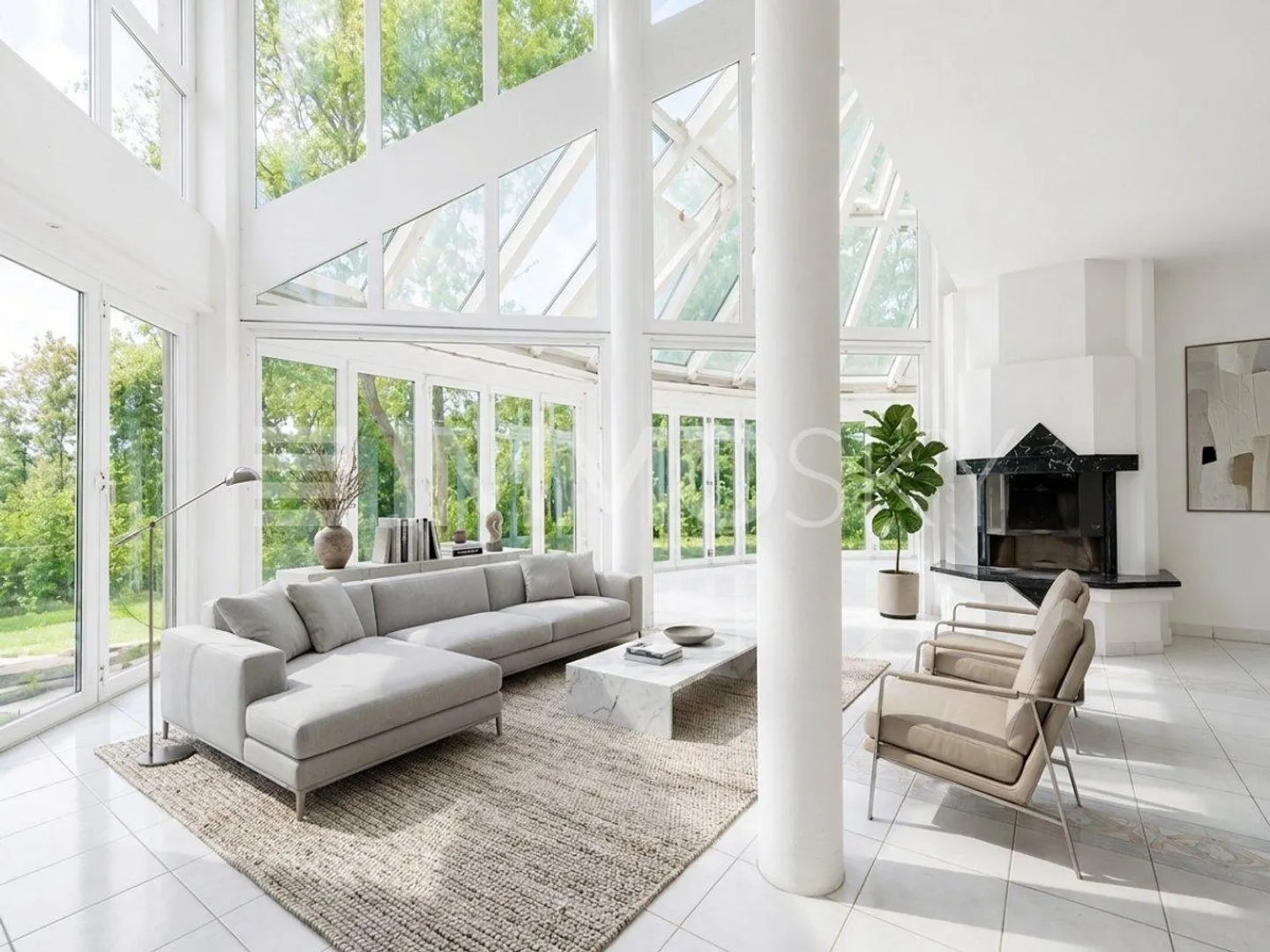 Exclusive living by the Old Aare with winter garden and indoor pool - Photo 1 of 5