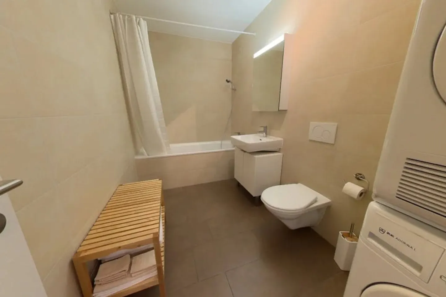 Appartamento in affitto - Foto 4 di 6