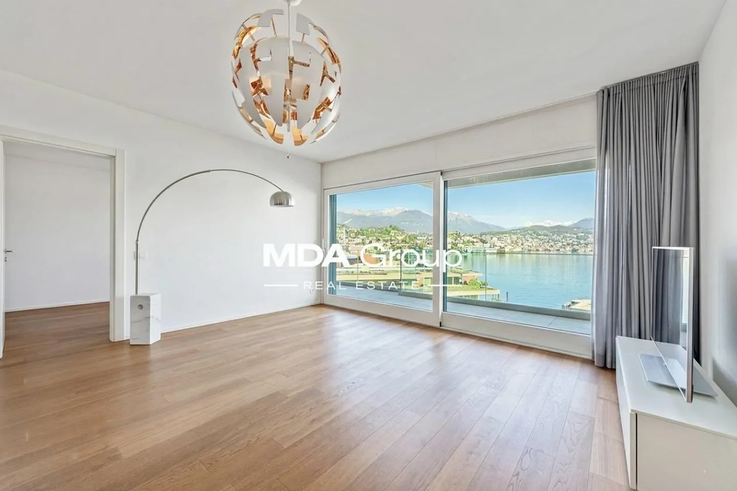 Design-Appartement mit Seeblick - Foto 4 von 13