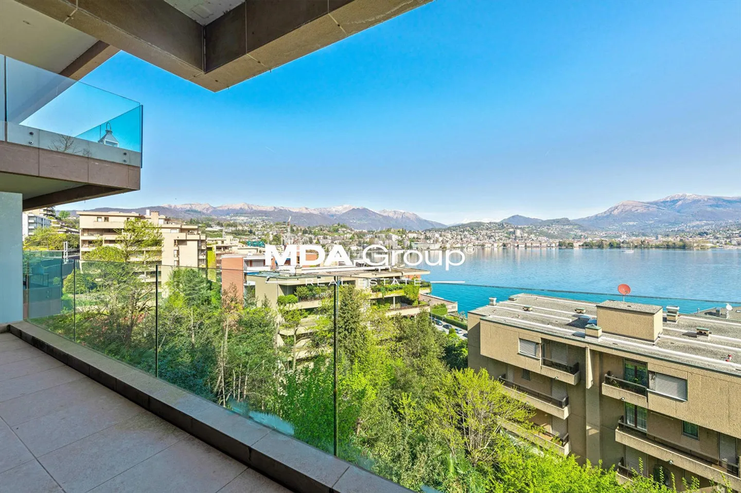 Design-Appartement mit Seeblick - Foto 6 von 13