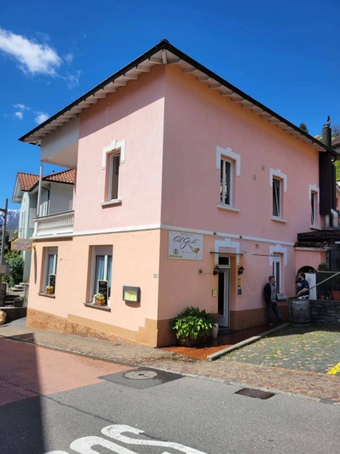 Gemischte Nutzung in Orselina - Foto 1 von 8