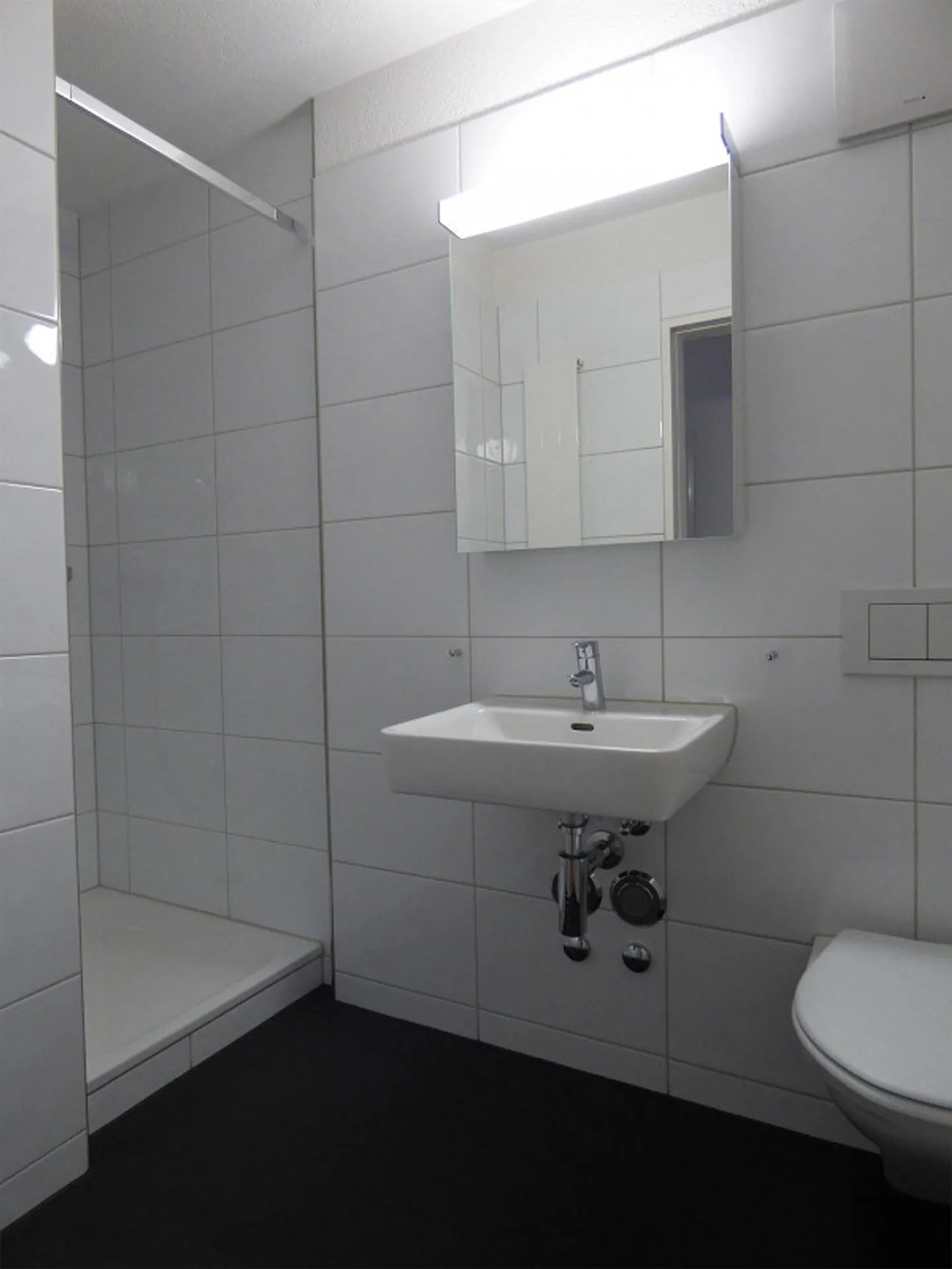 Ihre neue Wohnoase mit Seesicht und Gartensitzplatz - Foto 8 di 11