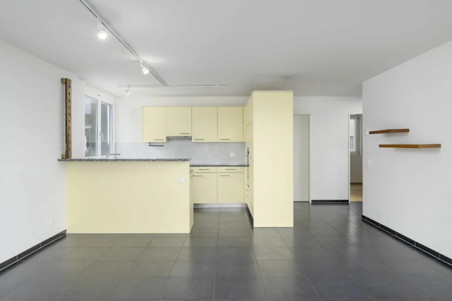 Appartamento familiare sostenibile a Rümlang - Foto 3 di 7