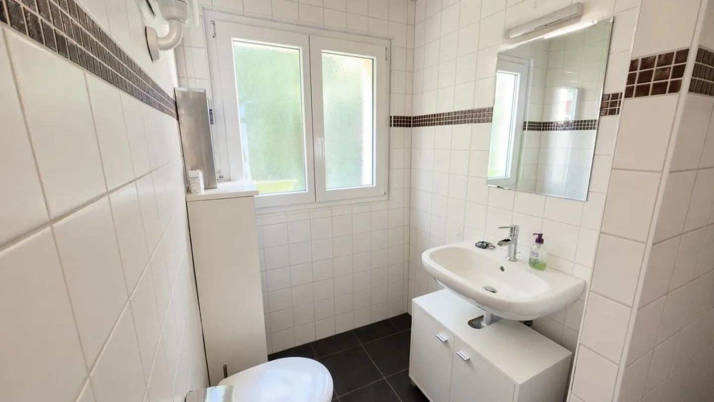 Charmante Maison Familiale à Fahy - Photo 5 sur 13