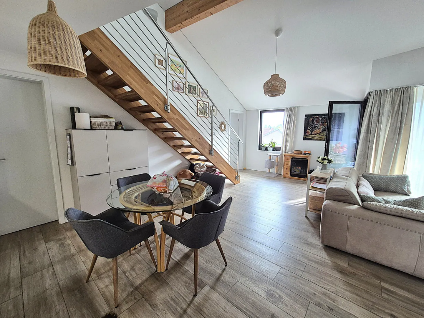 Helles Dachgeschoß-Duplex mit 4,5 Zimmern 112m2 in Chessel - Foto 3 von 13