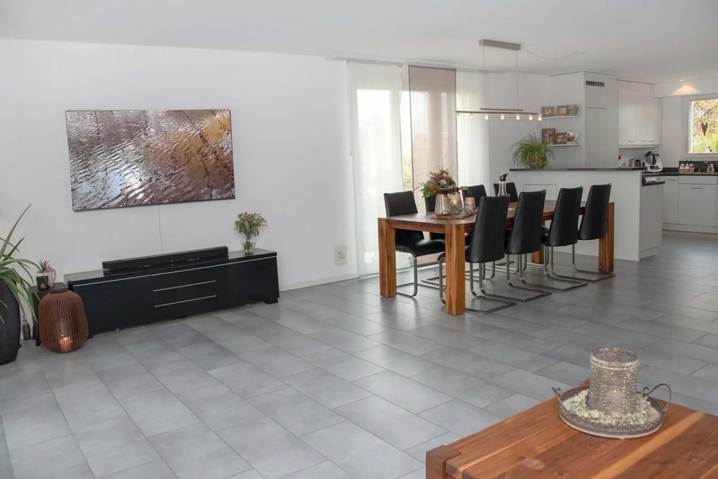 Spacious Family Home in Henggart - Photo 5 of 14