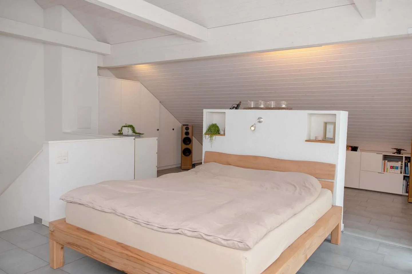 Spacious Family Home in Henggart - Photo 9 of 14