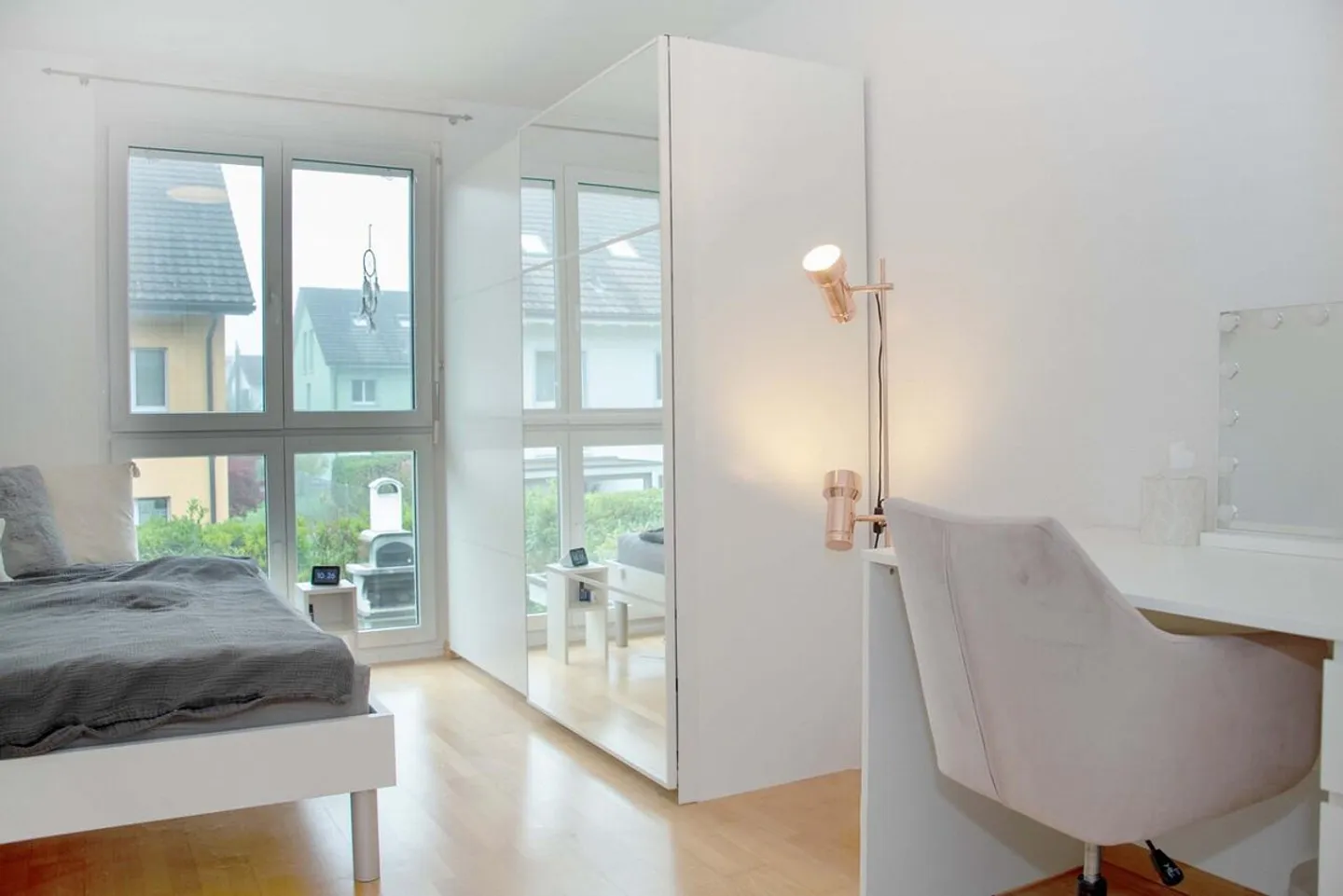Spacious Family Home in Henggart - Photo 10 of 14