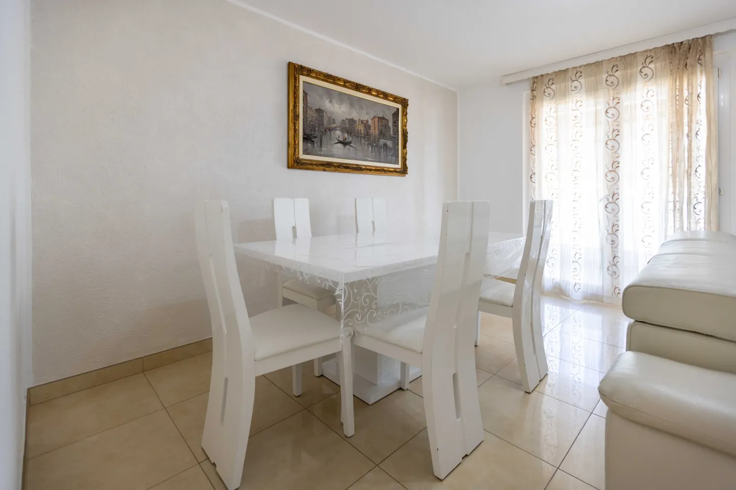 SPACIOUS VILLA 7.5 ROOMS LIKE NEW WITH LAKE VIEW IN CANOBBIO - Photo 5 of 10