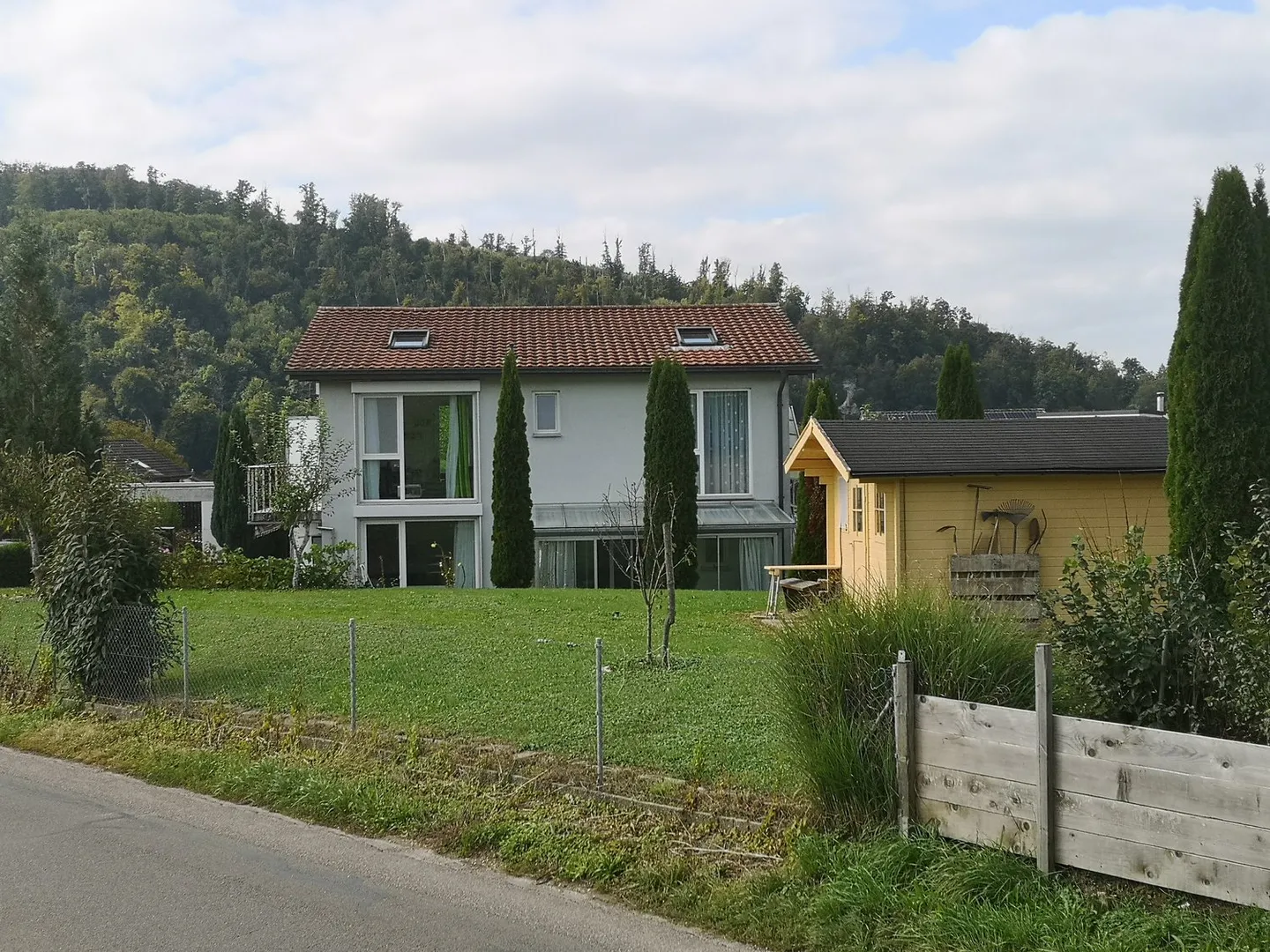 House with two rented apartments and one apartment for the owner - Photo 5 of 51