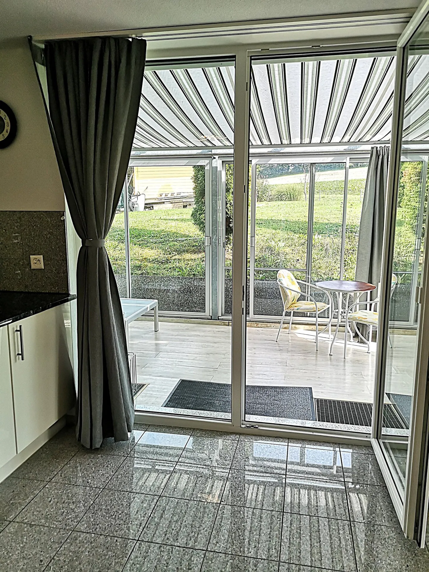 House with two rented apartments and one apartment for the owner - Photo 12 of 51