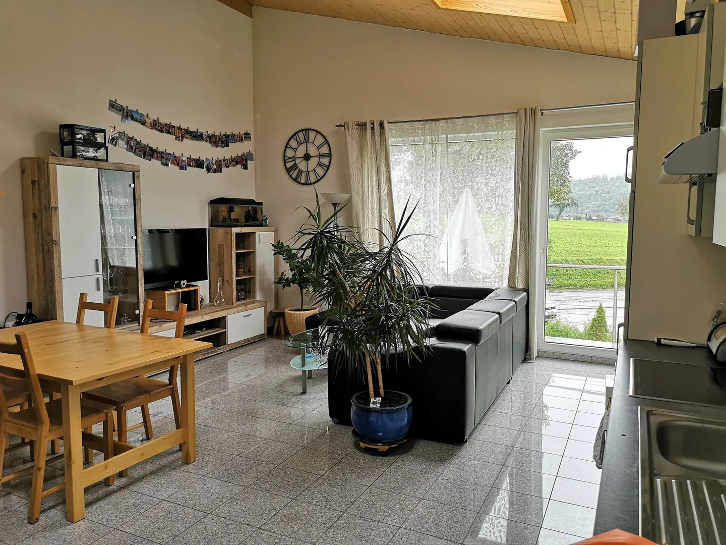 House with two rented apartments and one apartment for the owner - Photo 29 of 51