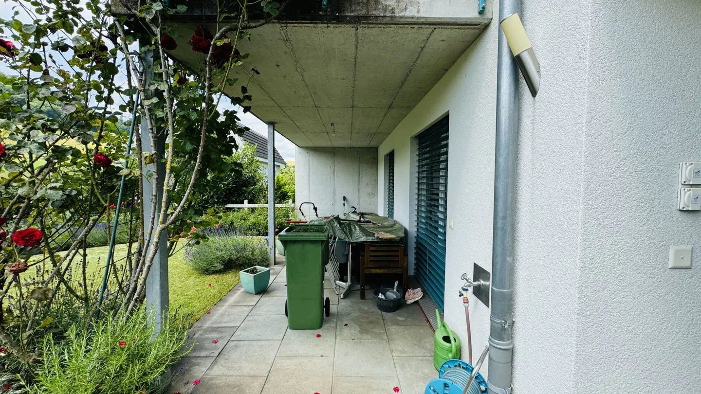 Magnifique maison jumelée de 5,5 pièces avec jardin, coin salon, balcon et 2 places de parking - Photo 25 sur 28