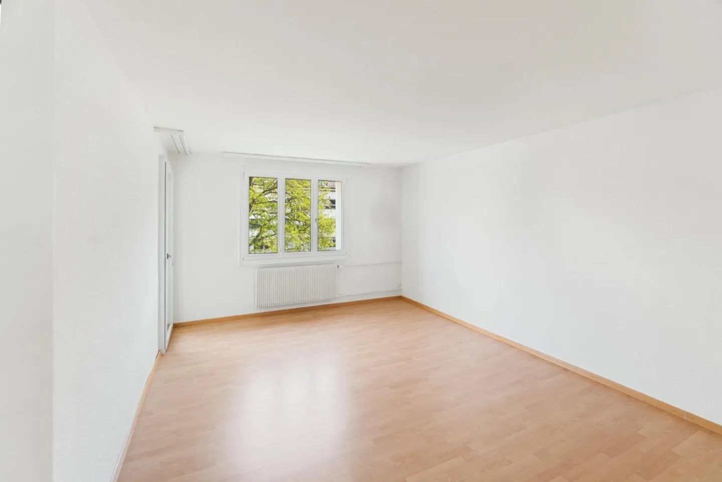 Beautiful 4-room apartment with large balcony - Photo 5 of 12