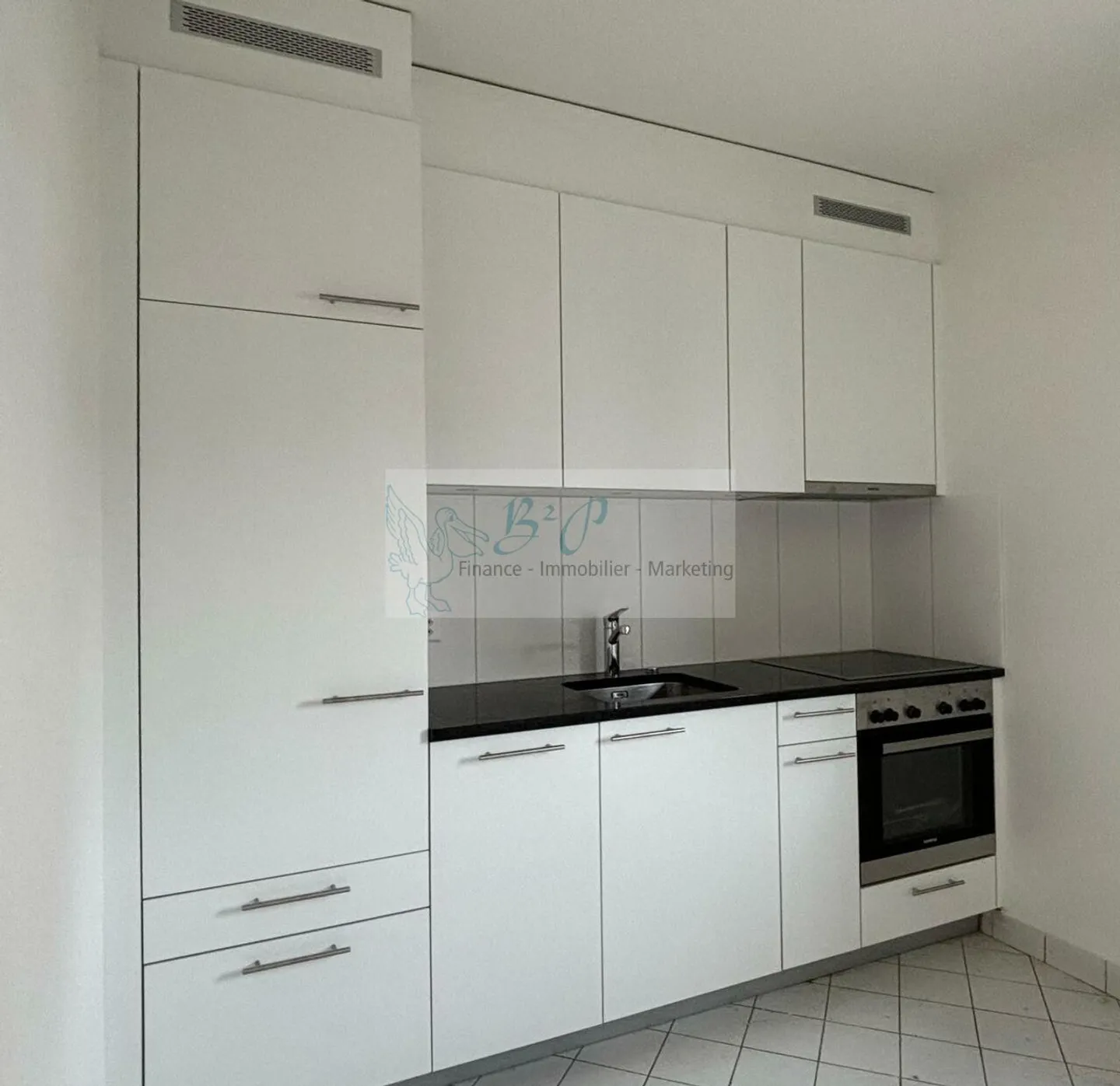 A beautiful 2.5-room apartment with balcony is for rent in Peseux! - Photo 1 of 6
