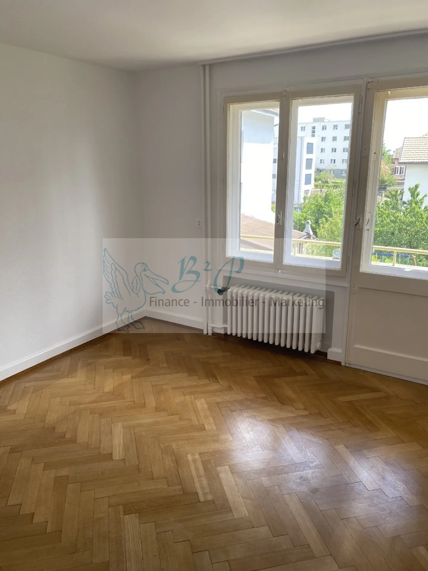 A beautiful 2.5-room apartment with balcony is for rent in Peseux! - Photo 2 of 6