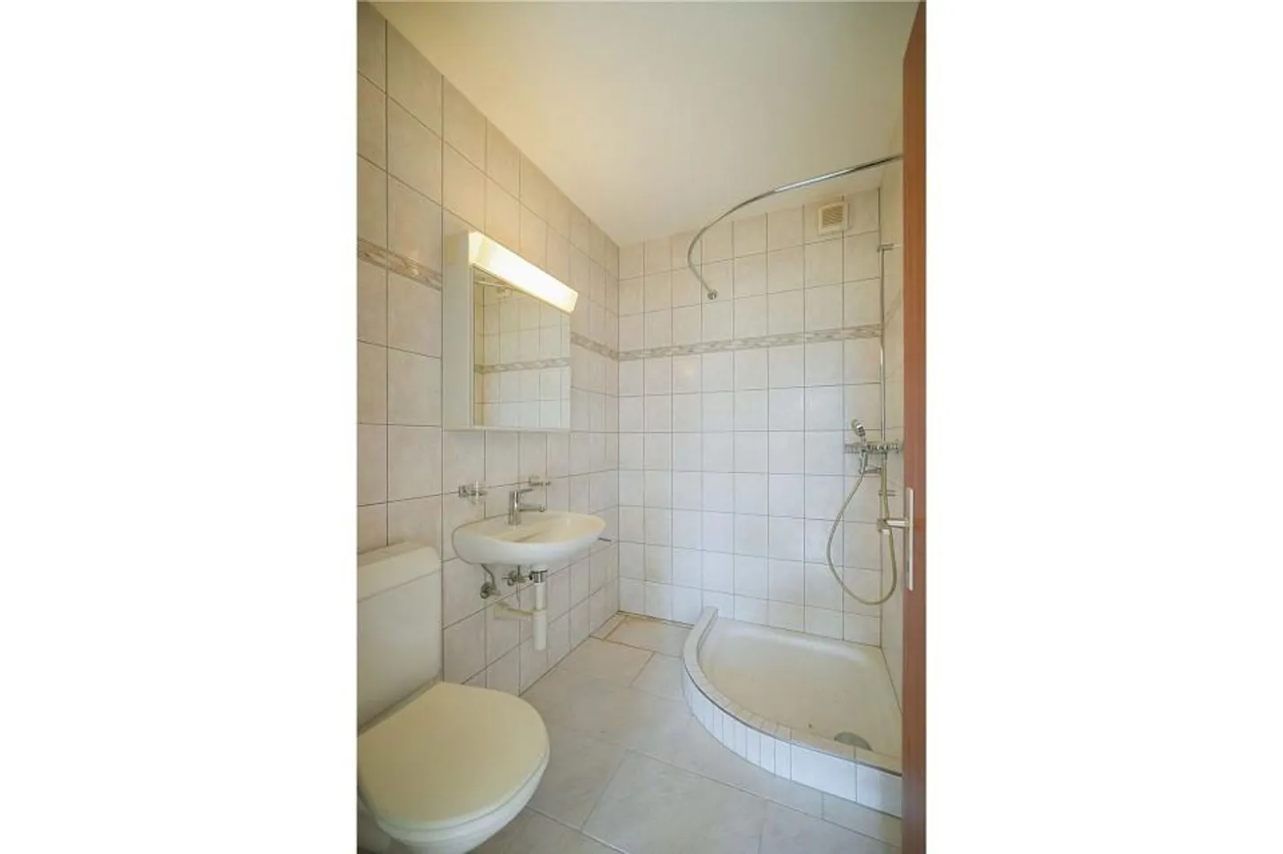 Praktisches Studio in zentraler Lage - Foto 8 von 11