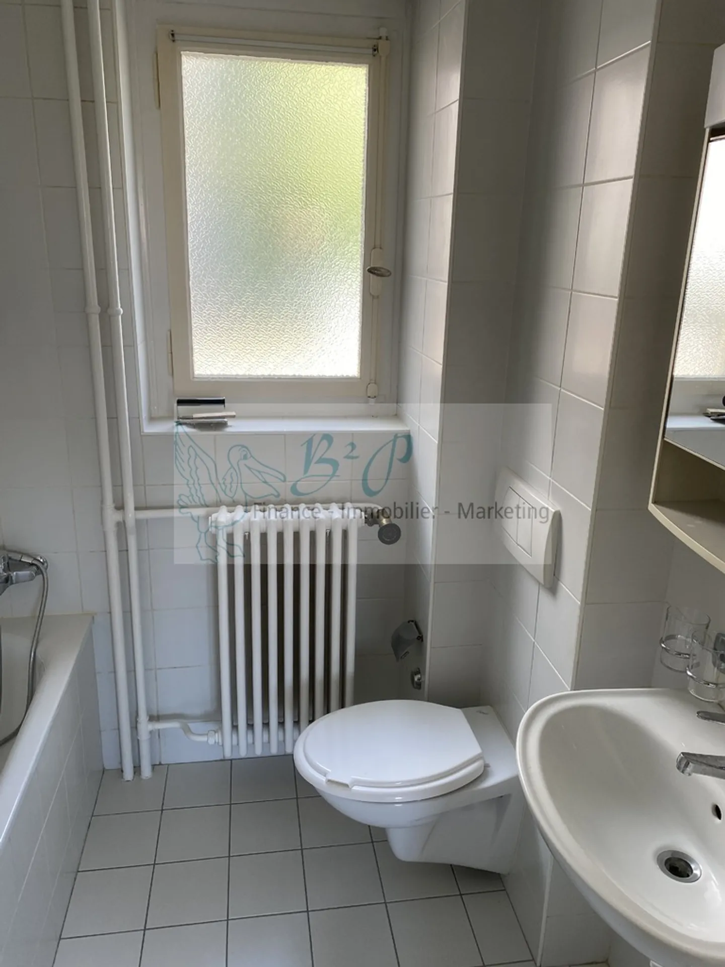 A beautiful 2.5-room apartment with balcony is for rent in Peseux! - Photo 5 of 6