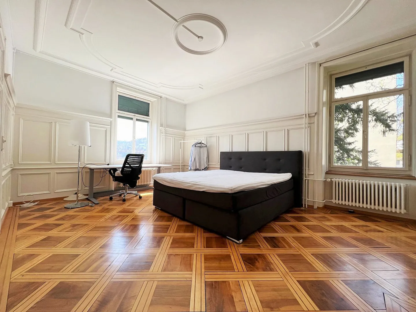 4-room apartment in Art Nouveau villa for rent - Photo 4 of 9