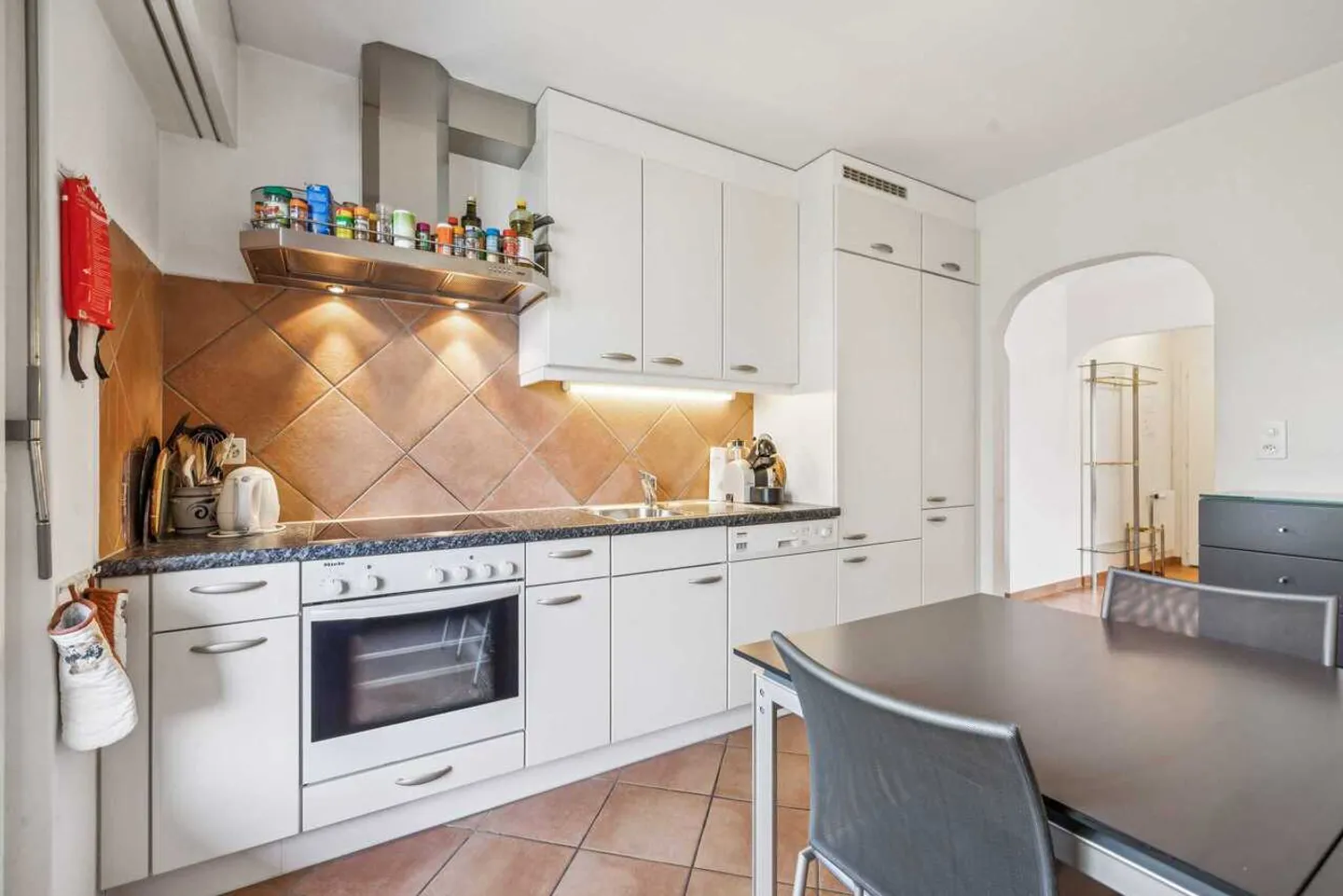 Idillio di vacanza con panorama alpino: appartamento con 4 camere a Noble-Contrée - Foto 7 di 13