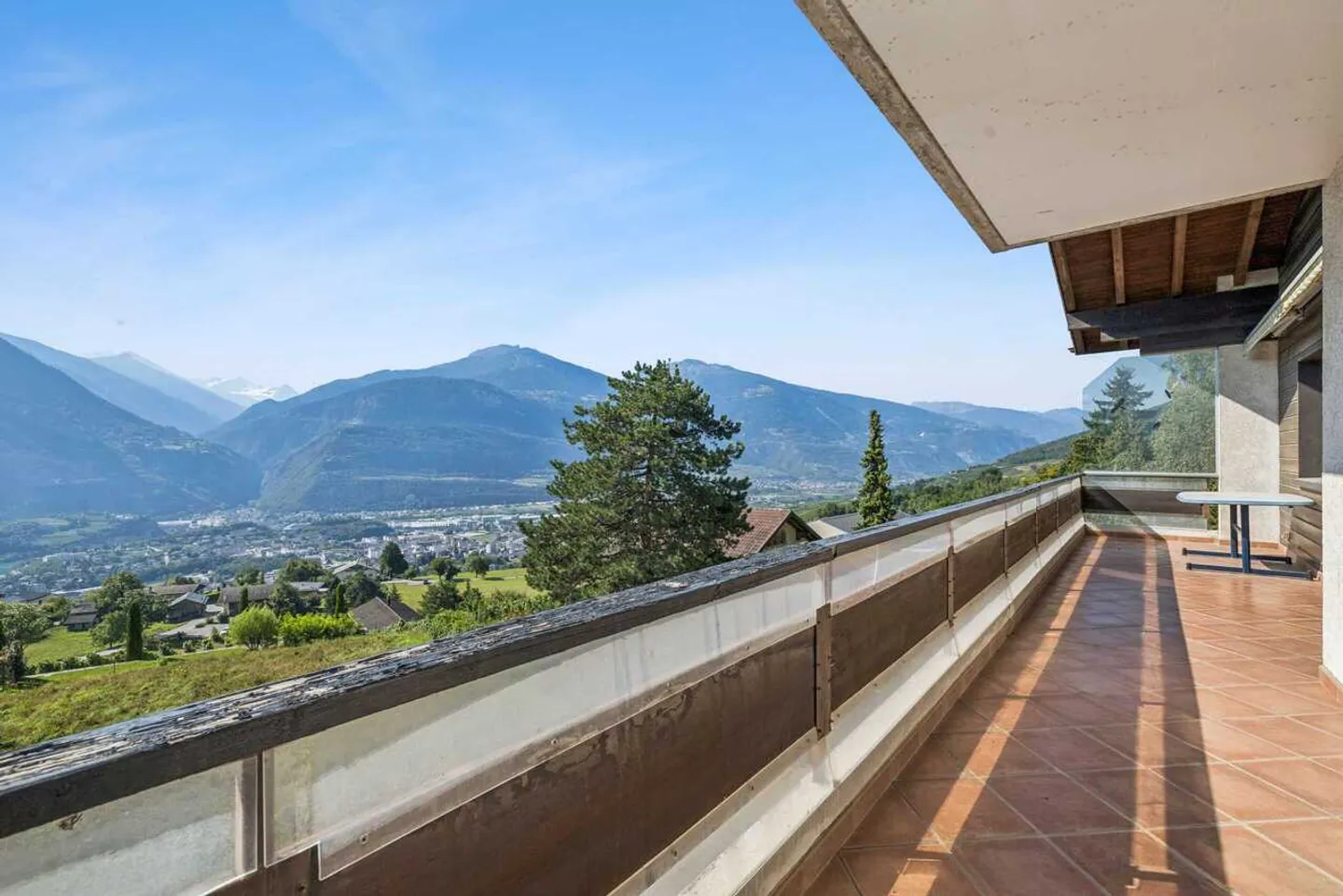Idillio di vacanza con panorama alpino: appartamento con 4 camere a Noble-Contrée - Foto 10 di 13