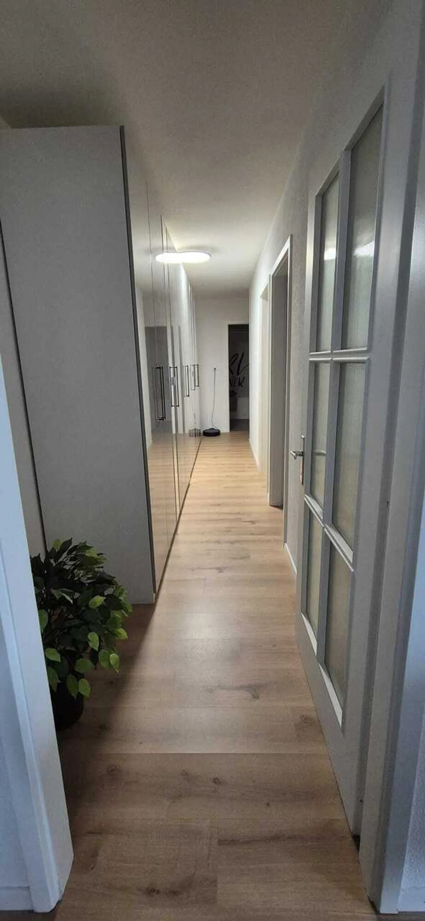 Appartement récemment rénové à 200m de la gare de Sierre - Photo 14 sur 20