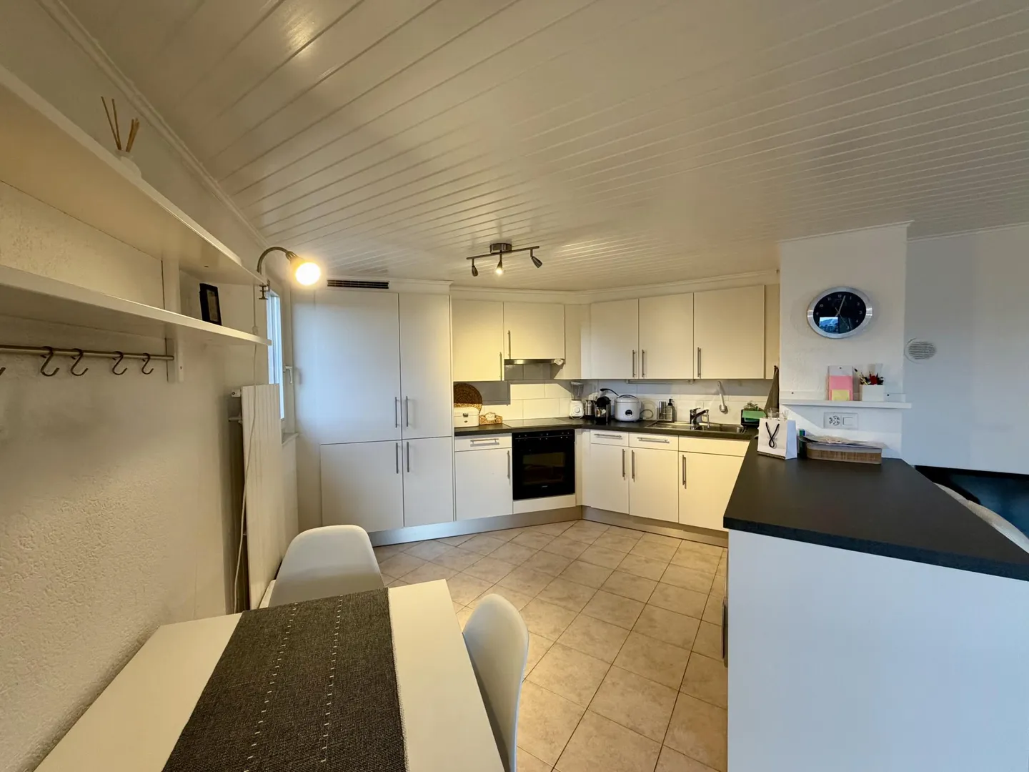 Charming Attic Apartment - Photo 6 of 13