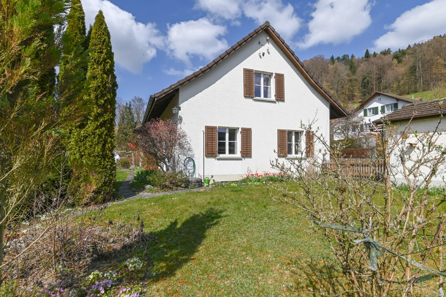 Maison individuelle détachée avec grand jardin et potentiel d'extension - Photo 16 sur 17