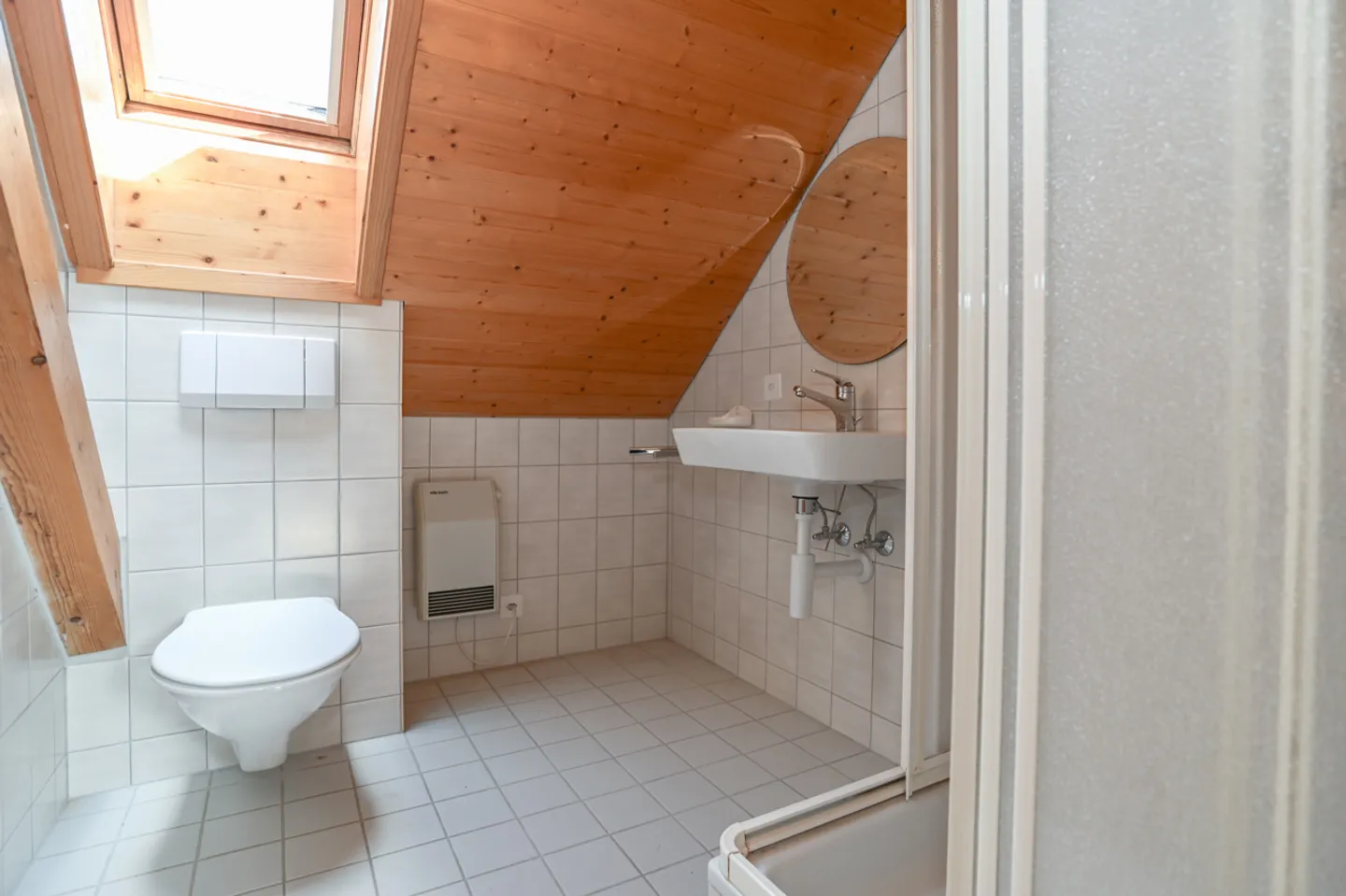 Maison individuelle détachée avec grand jardin et potentiel d'extension - Photo 11 sur 17