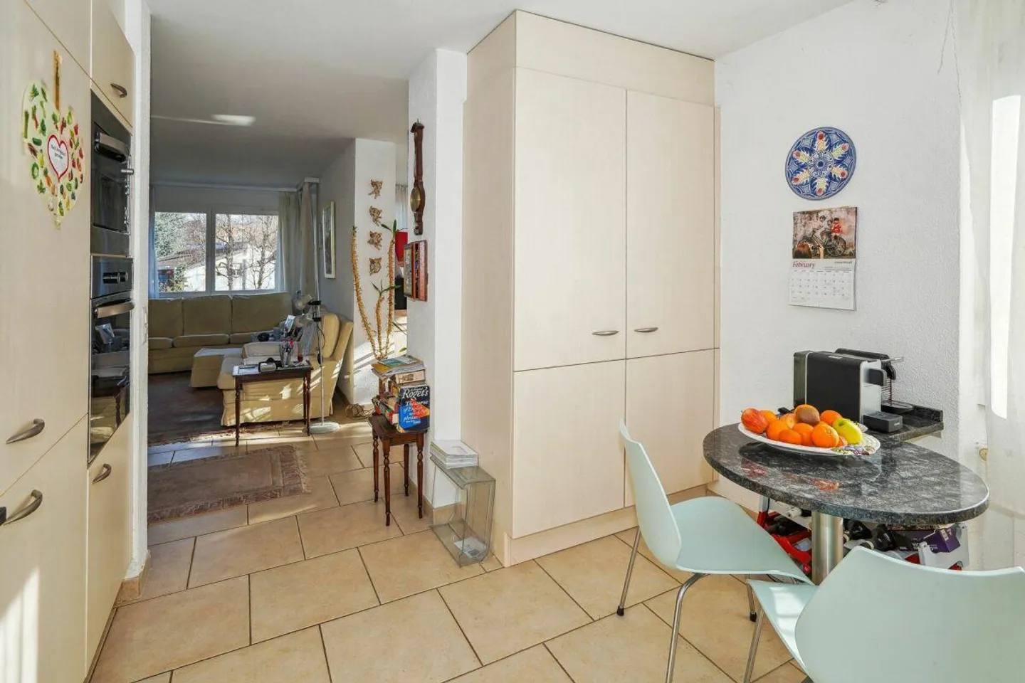 Meraviglioso appartamento di 4,5 stanze a Binningen - Foto 8 di 17