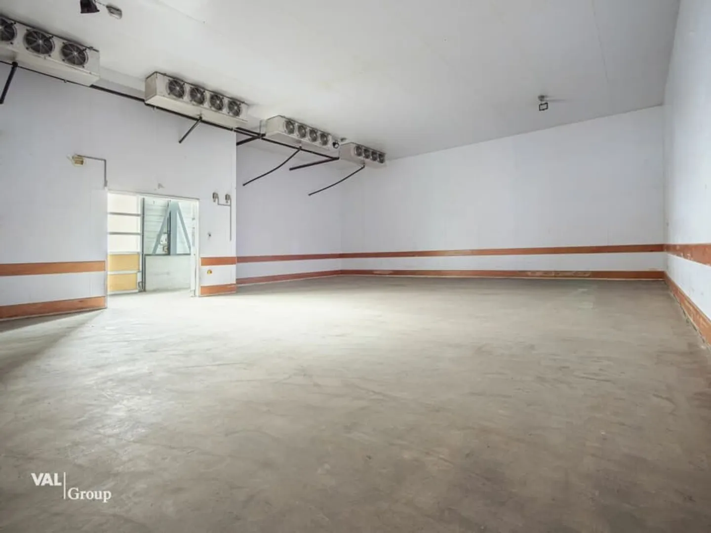 Magnifique surface commerciale de 170m2 - Photo 8 sur 8