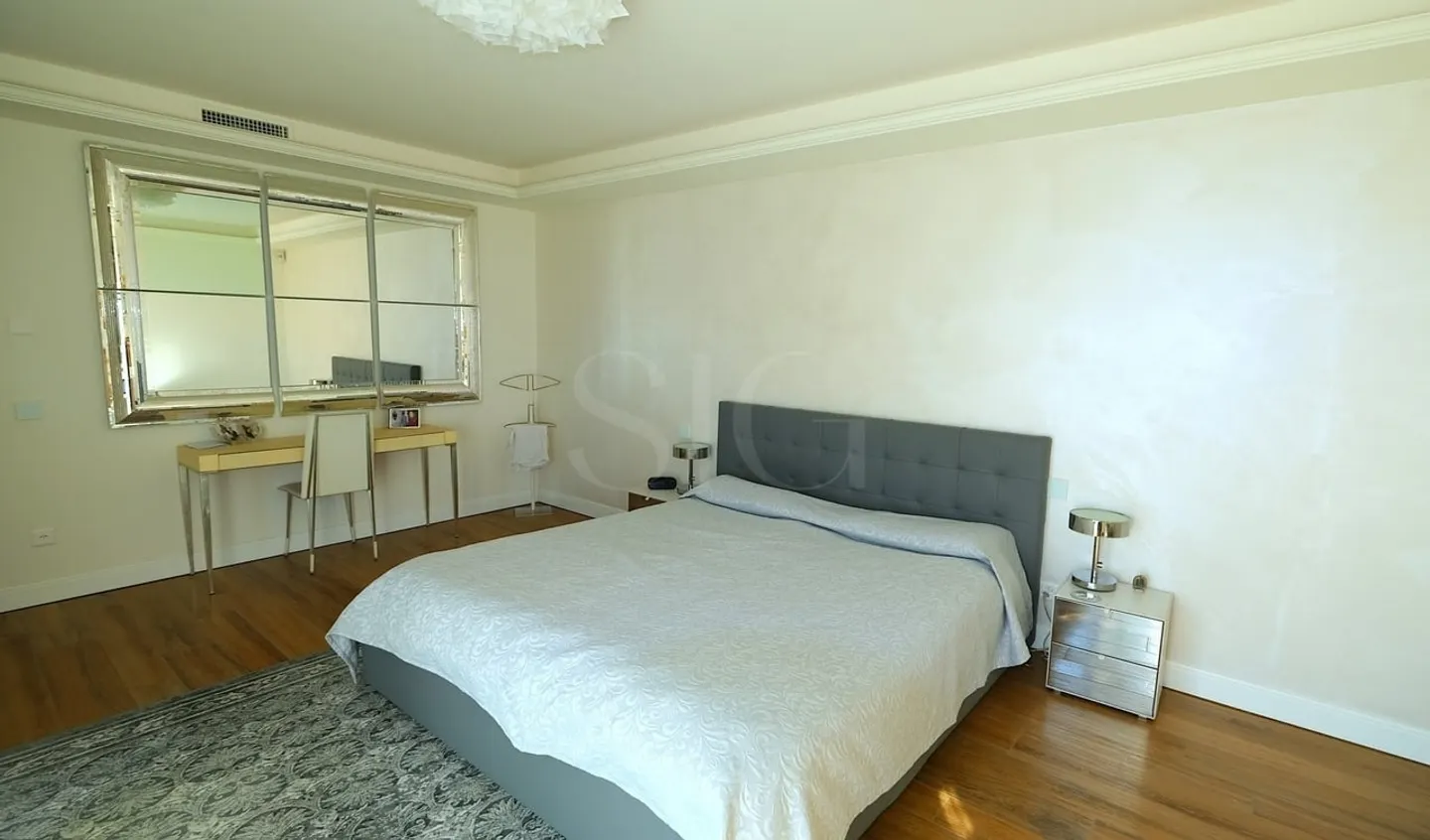 Luxury Villa in Montagnola - Photo 2 of 15