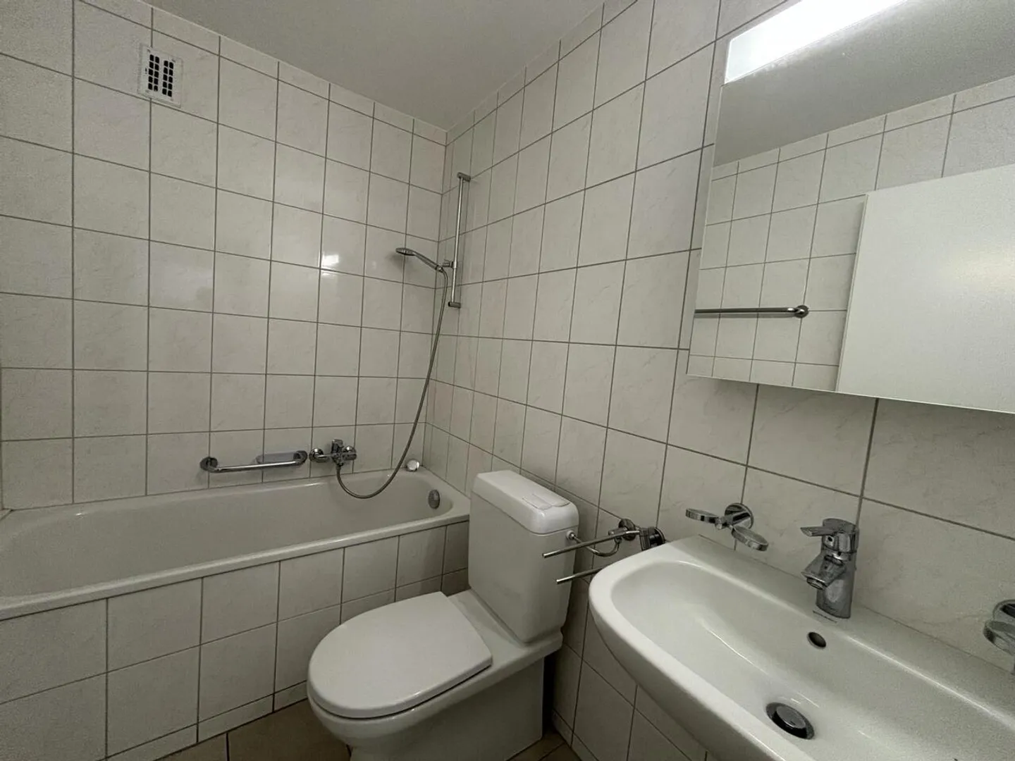 À louer – Appartement de 2 pièces au rez-de-chaussée à Peseux - Foto 6 di 6