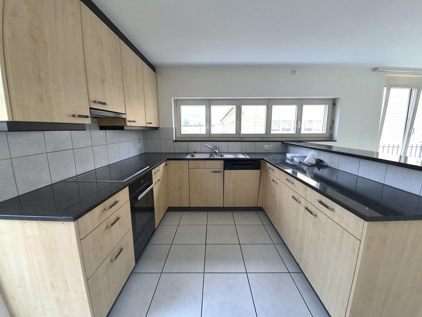 4.5 Room Apartment - Photo 6 of 9